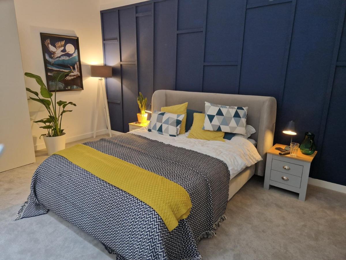 Double Bedroom In Modern Appartamento