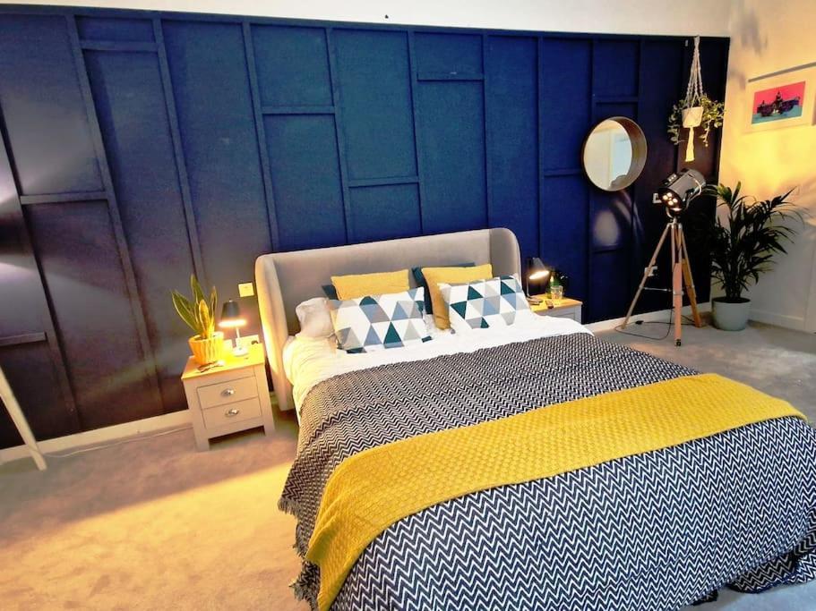 Appartamento Double Bedroom In Modern *